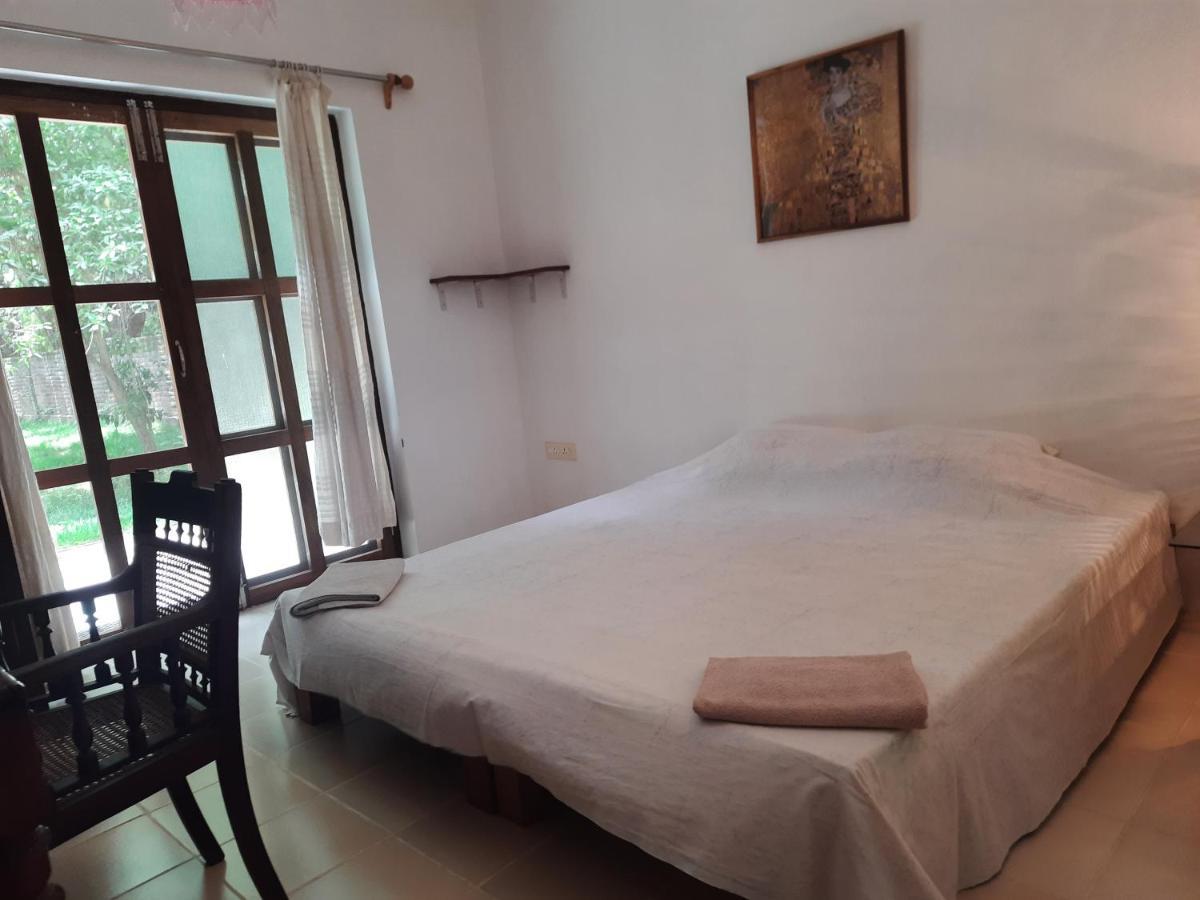 Isai Ambalam Guest House Pondicherry Eksteriør bilde
