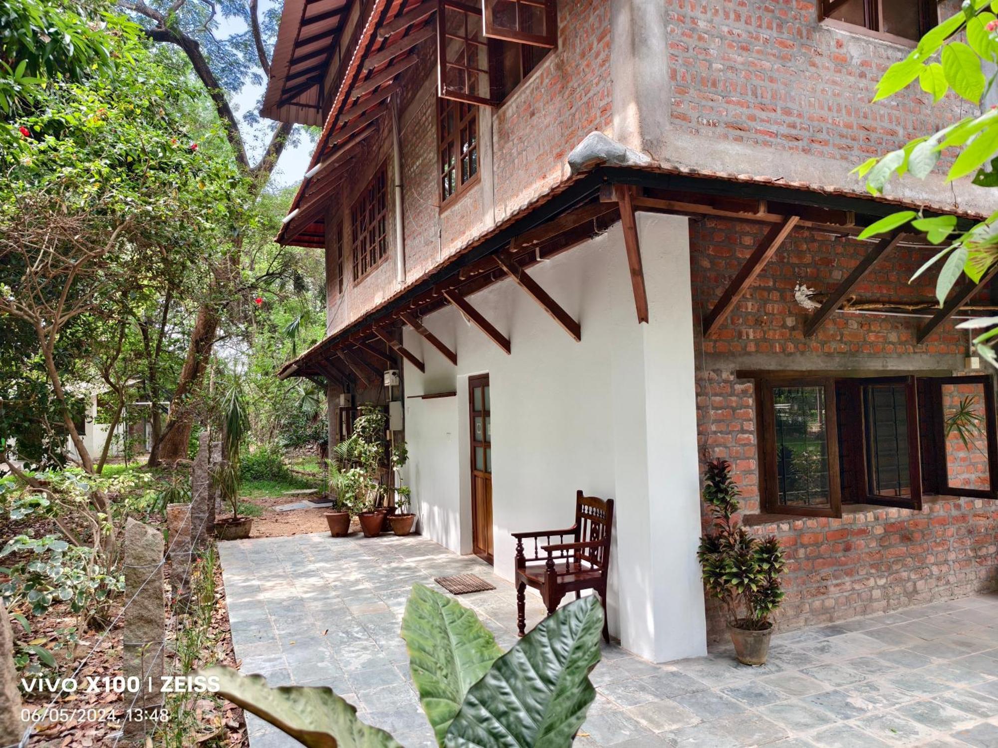 Isai Ambalam Guest House Pondicherry Eksteriør bilde