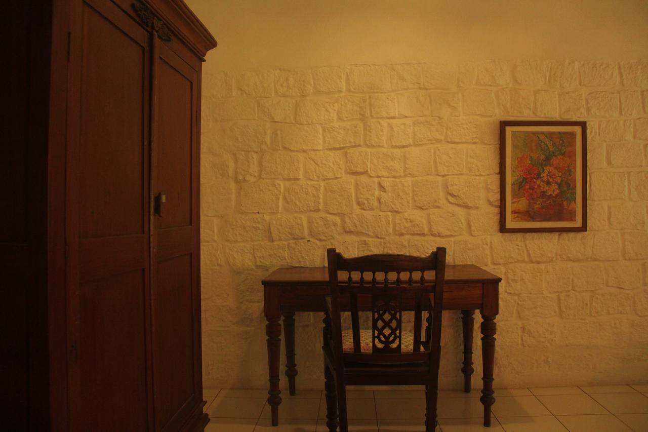 Isai Ambalam Guest House Pondicherry Eksteriør bilde
